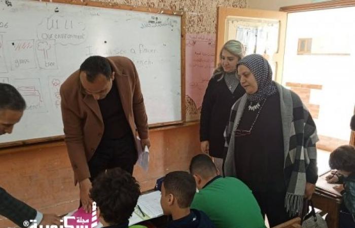 رئيس قسم التعليم الإبتدائي بمدرية التربية والتعليم بالإسكندرية يتابع مدرسة عمر لطفي
