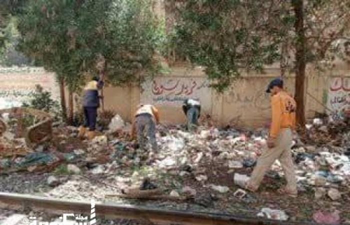 رئيس حي ثان المنتزة توجه بتكثيف أعمال النظافة بمحيط "سكة حديد رشيد" على مدار الساعة
