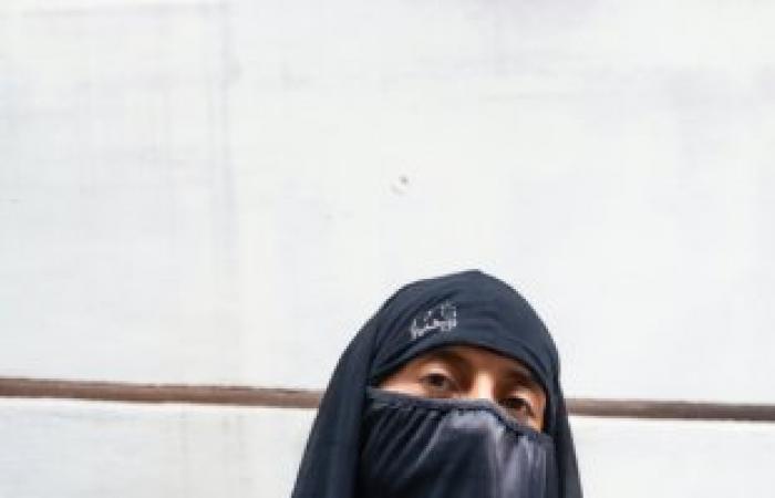 عاطل ينتحل صفة "سيدة منتقبة" للتسلل إلى مصلى النساء.. ومباحث اللبان تحبط محاولة سرقة داخل مسجد بالإسكندرية