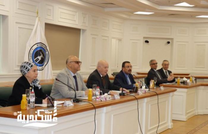 مجلس أمناء جامعة الإسكندرية الأهلية يعقد اجتماعه الدوري ويستعرض الإنجازات والخطط المستقبلية