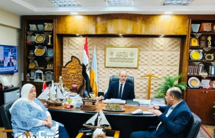 استعداداً للصيف والامتحانات.. "تعليم الإسكندرية" يناقش تفعيل الأنشطة الصيفية وطباعة ملفات التقديم لرفع العبء عن أولياء الأمور