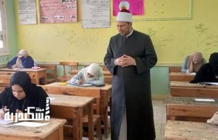 الهدوء والالتزام يسودان لجان الثانوية الأزهرية بمنطقة الإسكندرية خلال امتحان الرياضيات البحتة
