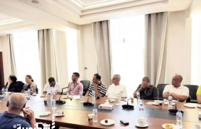 غرفة الإسكندرية تجمع المصنعين والجهات المعنية لبحث تحديات التراخيص ودعم صناعة الملابس الجاهزة