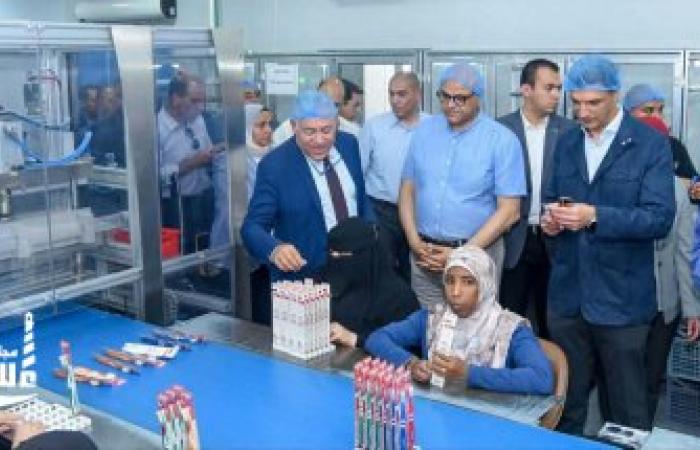 وزير الصناعة ومحافظ الإسكندرية يتفقدان مجمعي مرغم للصناعات البلاستيكية بالعامرية ويتابعان الموقف التنفيذي لمجمع مرغم 3 تمهيداً لطرحه قريباً لصغار المستثمرين