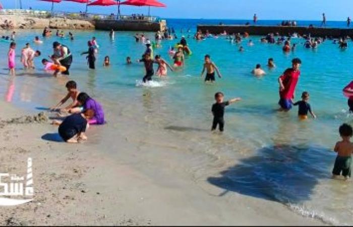 هدوء نسبي في شواطئ الإسكندرية.. نسب الإشغال تسجل ٢٠٪ بالقطاع الشرقي و١٠٪ بالغرب