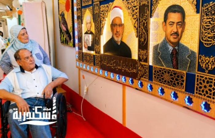 «ثمانينية الإمام».. جدارية الأزهر بعد اكتمالها تتحول إلى أيقونة بصرية تجذب زوار معرض مكتبة الإسكندرية للكتاب