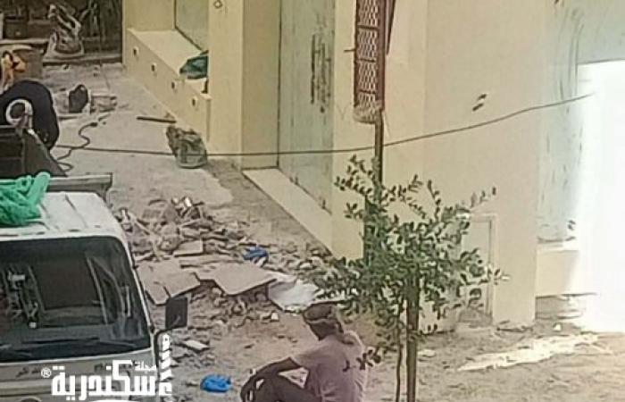 إيقاف أعمال ترميم مخالفة وتدمير للأرصفة بشارع فؤاد.. وغلق وتشميع المحل