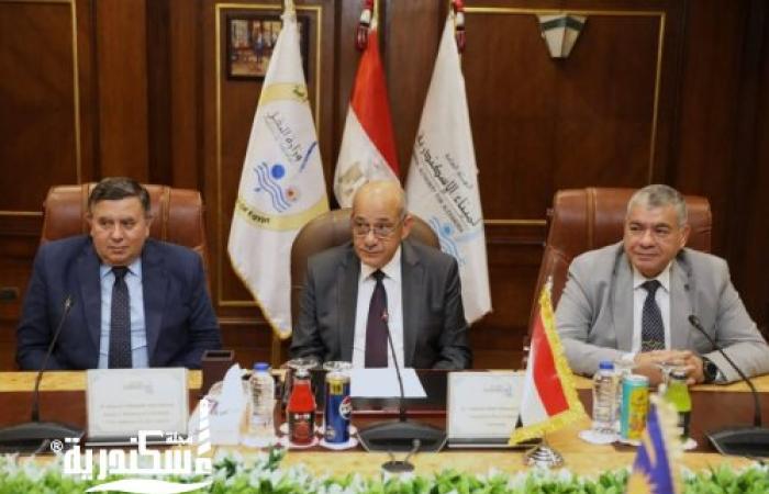 سفير ماليزيا يزور الهيئة العامة لميناء الإسكندرية لبحث تعزيز التعاون في النقل البحري واللوجستيات
