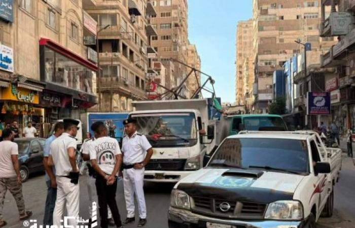 ضبط 68 حالة إشغال وإعادة الانسياب المروري بحي شرق الإسكندرية في حملات موسعة