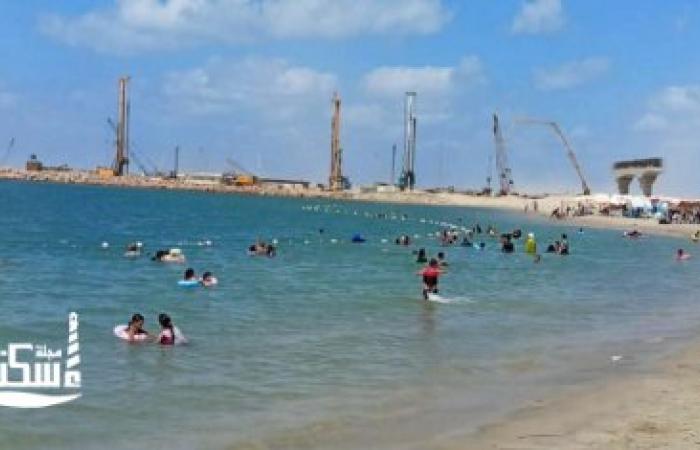 السياحة والمصايف بالإسكندرية... رايات صفراء وحمراء بشواطئ الإسكندرية مع استمرار ارتفاع درجات الحرارة