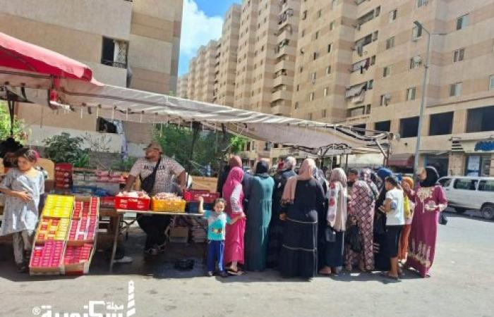 رئيس حي غرب تشهد اليوم الثاني لسوق اليوم الواحد ببشاير الخير ٣ ، ٥ بالقباري