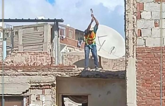 محافظ الإسكندرية يتابع استمرار أعمال إزالة عقار شارع المازني وفقًا للتوصيات الهندسية التي اعتمدت الأسلوب العلمي الحذر لتحقق أعلى معدلات الأمان