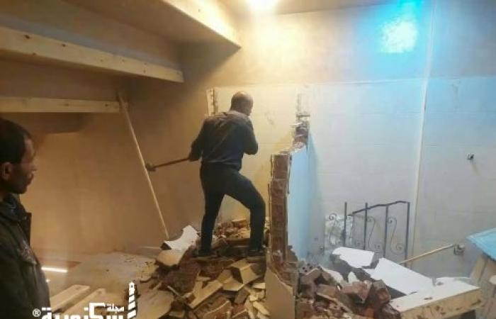 إيقاف وإزالة بناء مخالف داخل محل بسور النادي الأوليمبي بـ "وسط الإسكندرية"