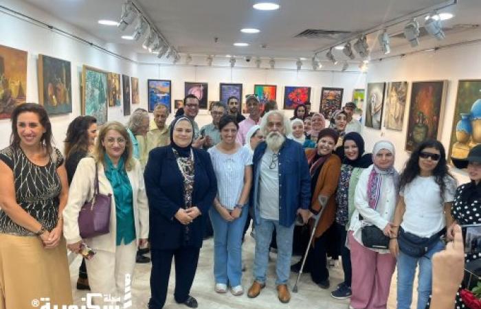 «ألوان وأمواج» .. معرض فني يحتفي بجمال الإسكندرية وإبداع 43 فناناً بقصر ثقافة الأنفوشي