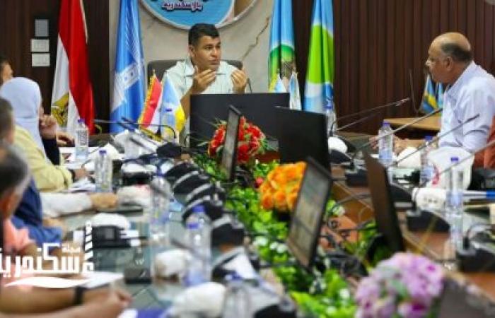 رئيس شركة الصرف الصحي بالإسكندرية يقود اجتماعًا موسعًا لتعزيز الجاهزية ورفع كفاءة الاستعداد للنوات المقبلة
