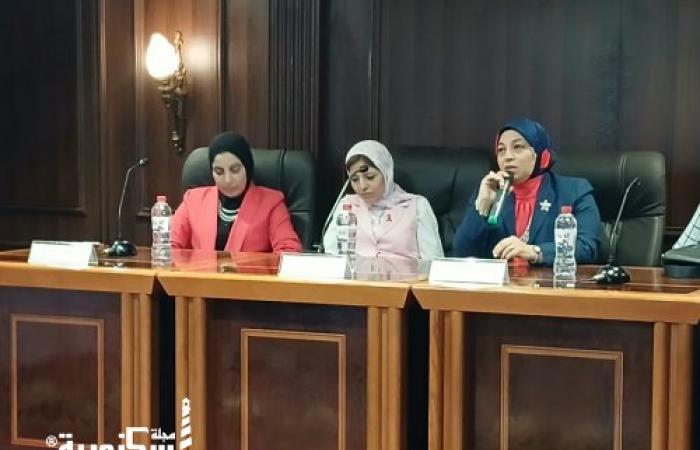 ندوة توعوية عن سرطان الثدي بالمركز الإفريقي لخدمات صحة المرأة بمشاركة جمعية خليك إيجابي
