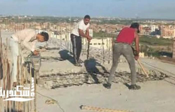 محافظة الإسكندرية: إزالة سقف دور مخالف بشارع "سيكلام" بحي ثان المنتزة