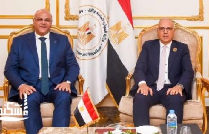 بـ 16 مشروعاً وتكلفة 5.6 مليار جنيه.. وزير الري ومحافظ الإسكندرية يبحثان آليات حماية عروس البحر من التغيرات المناخية