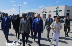 وزيرا النقل المصري والتنزانى في جولة تفقدية بميناء الإسكندرية لدفع التعاون المشترك نحو شراكة استراتيجية في مجالات النقل المختلفة