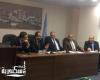 نائب محافظ الإسكندرية ومسئولي مركز معلومات يناقشون منظومة الشكاوى الحكومية